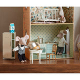 Side Table. Mouse