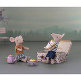 Afternoon Treat, Mouse - Purple Madelaine