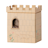 Princess and the pea, Big sister mouse