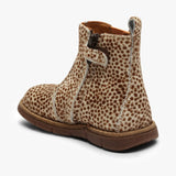 bisgaard maggie - brown fur