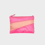 The New Pouch Fluo Pink & Try Medium
