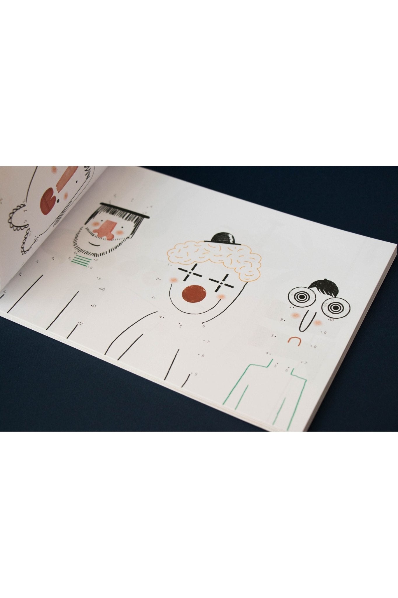 Activity Book - Art & dots van Londji | Kids Conceptstore Le Fanfare