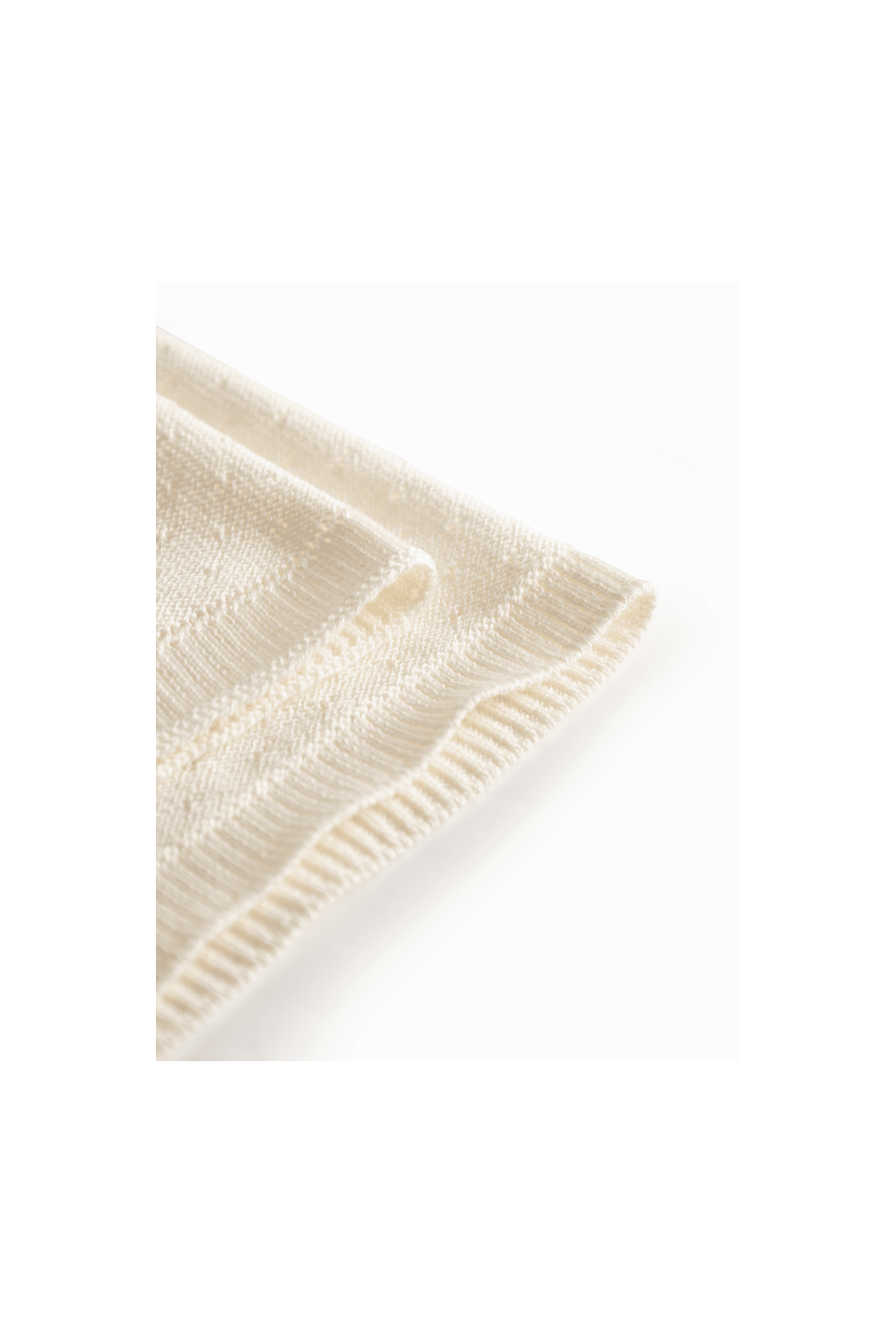 Alia - Modal Mix Mini Dots - Gentle White van MarMar Copenhagen | Kids Conceptstore Le Fanfare
