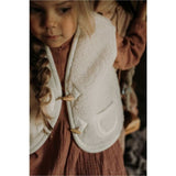 Alwero bodywarmer Alpen Junior Naturel van Alwero | Kids Conceptstore Le Fanfare