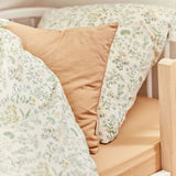 Asta Adult Bedding - Summer Flowers van Dear April | Kids Conceptstore Le Fanfare