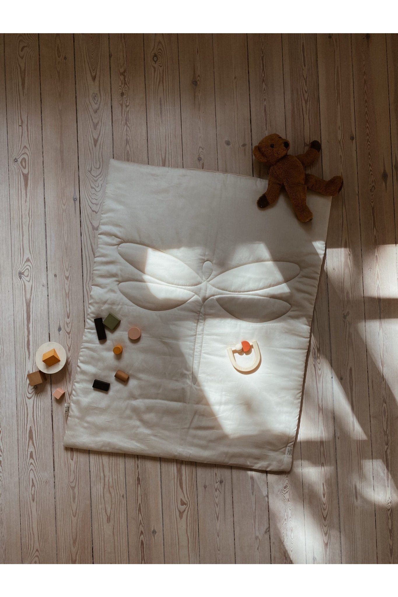 Baby blanket Dragon fly - beige van KAS Kopenhagen | Kids Conceptstore Le Fanfare