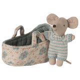 Baby mouse in carry cot - Blue van Maileg | Kids Conceptstore Le Fanfare
