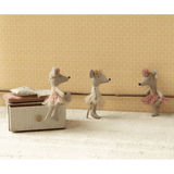 Ballerina Mouse, Little Sister - Off White van Maileg | Kids Conceptstore Le Fanfare