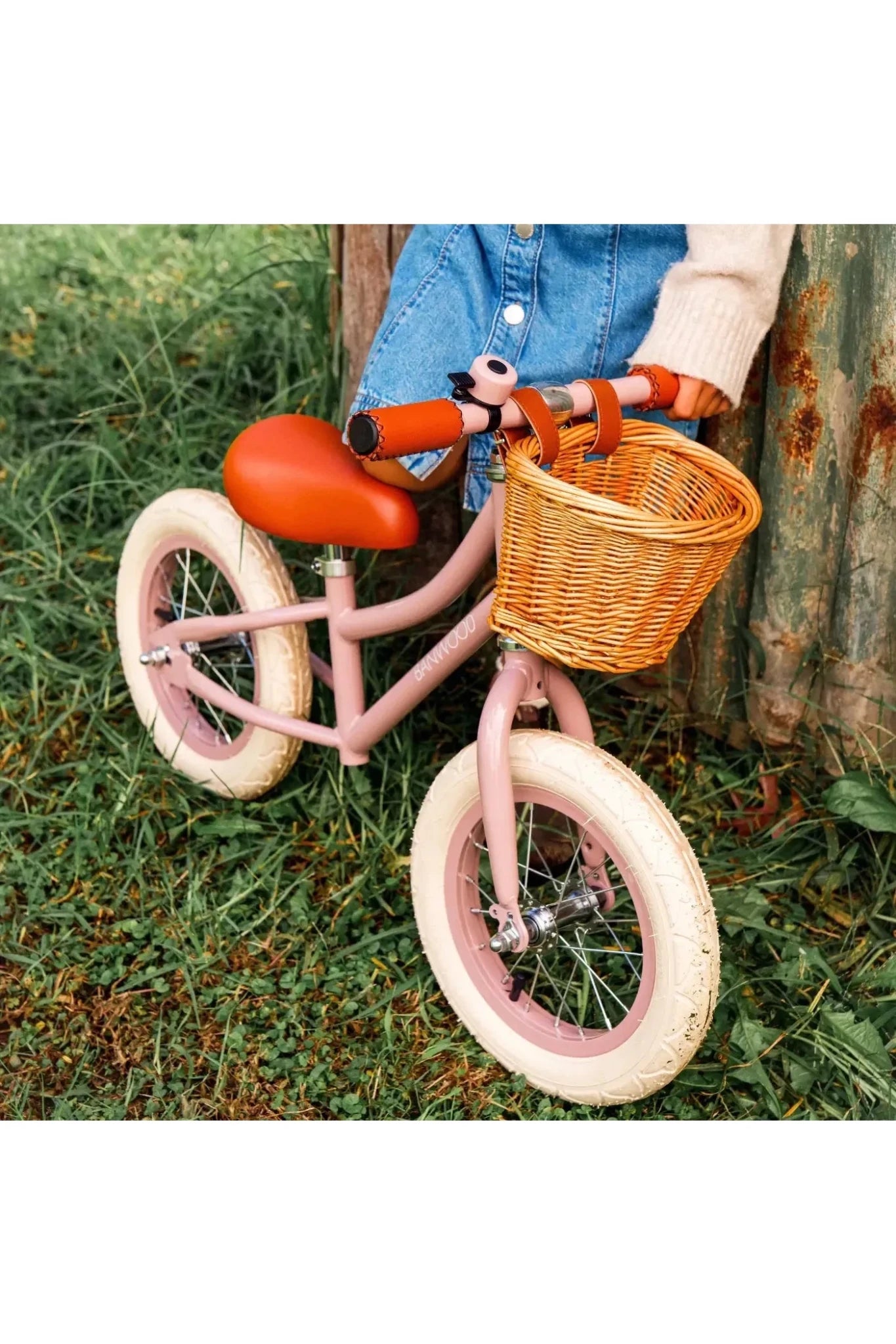 Banwood balance bike first go vintage - dusty pink van Banwood | Kids Conceptstore Le Fanfare