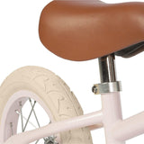 Banwood balance bike first go vintage - pink van Banwood | Kids Conceptstore Le Fanfare