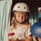 Banwood classic helmet - matte - cream van Banwood | Kids Conceptstore Le Fanfare