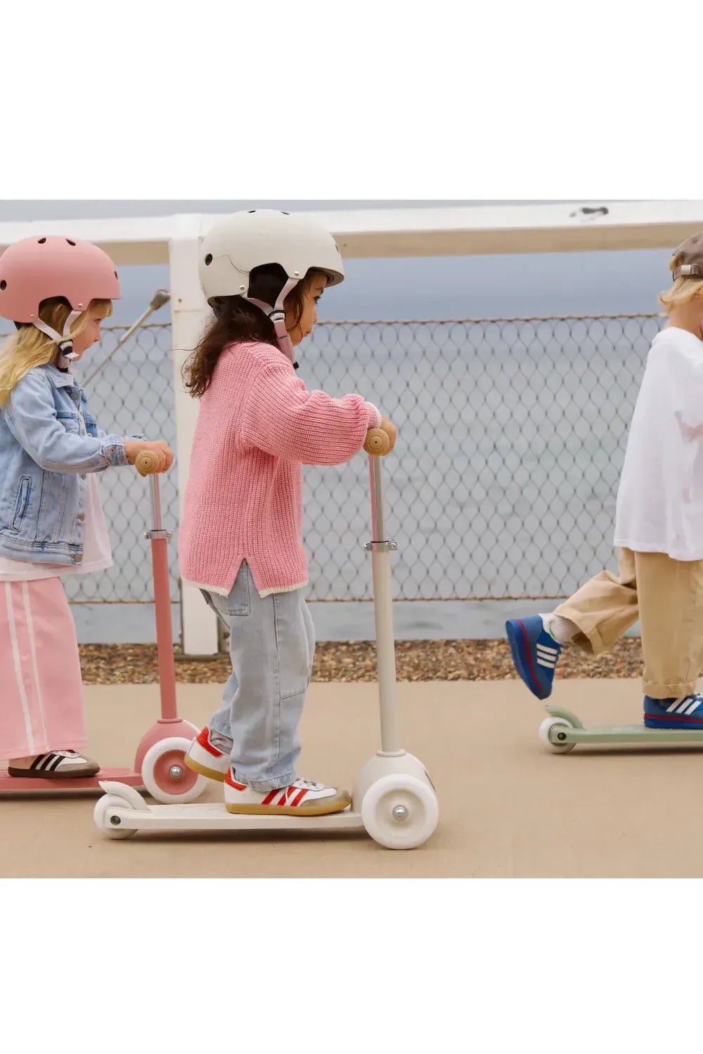 Banwood eco scooter - ivory van Banwood | Kids Conceptstore Le Fanfare