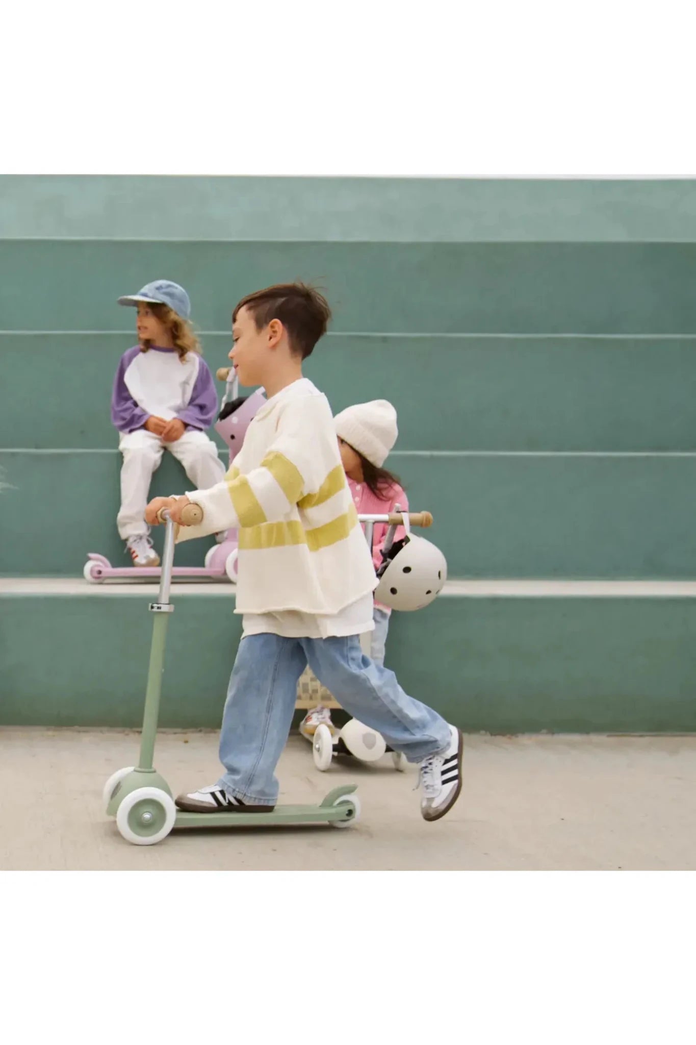 Banwood eco scooter - olive van Banwood | Kids Conceptstore Le Fanfare