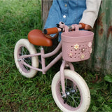 Banwood Pin&Ride basket - Raspberry van Banwood | Kids Conceptstore Le Fanfare