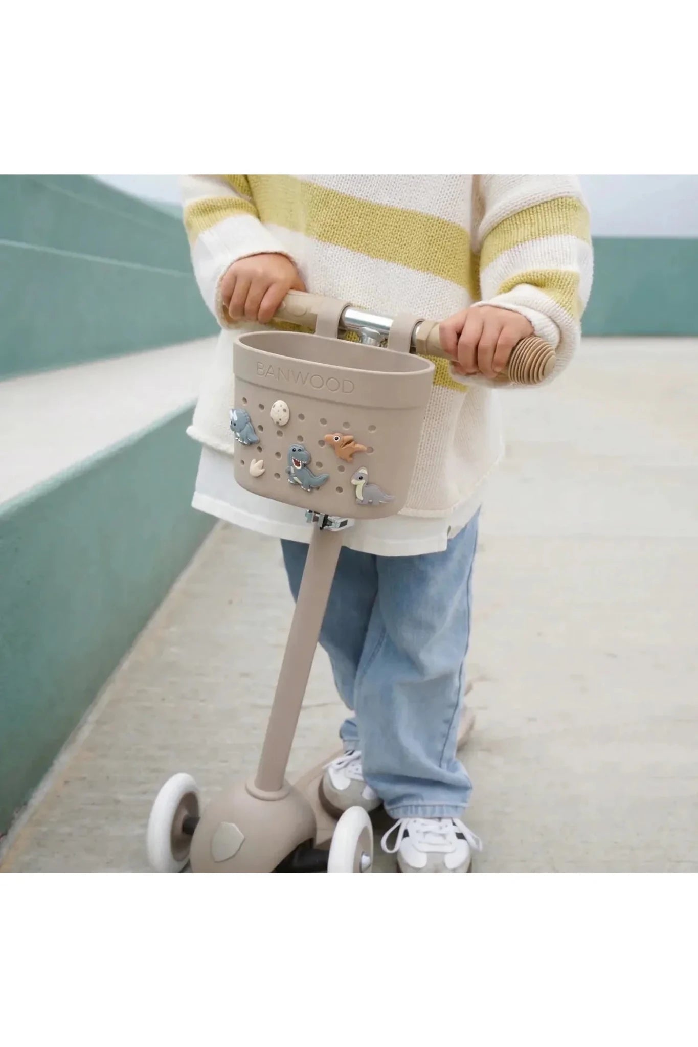 Banwood Pin&Ride basket - Sand van Banwood | Kids Conceptstore Le Fanfare