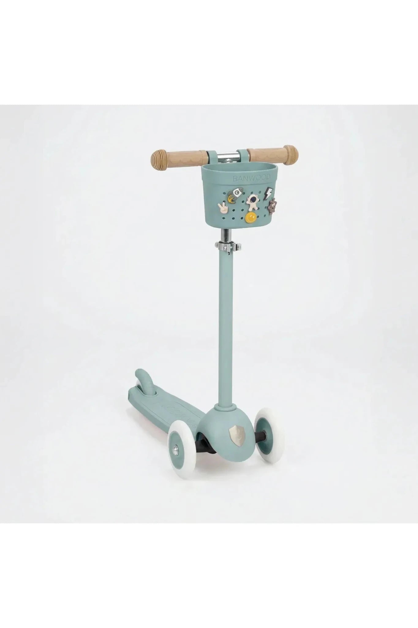 Banwood Pin&Ride basket - Teal van Banwood | Kids Conceptstore Le Fanfare