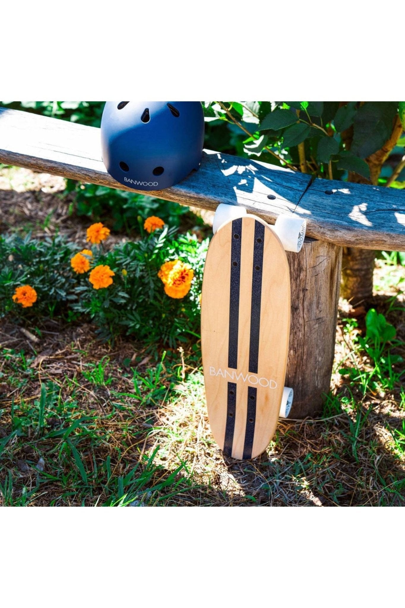 Banwood skateboard - navyblue van Banwood | Kids Conceptstore Le Fanfare
