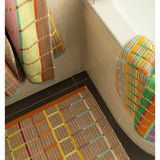 bath mat 69 criss cross van foekje fleur | Kids Conceptstore Le Fanfare