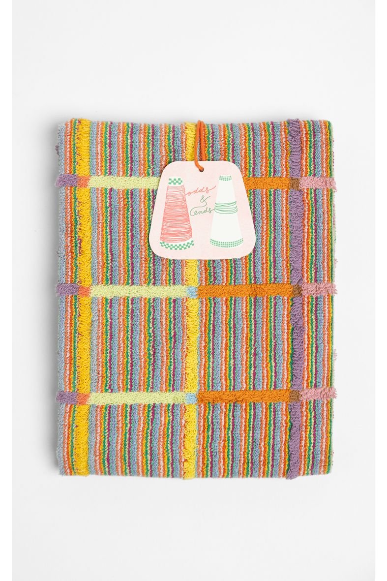 bath mat 69 criss cross van foekje fleur | Kids Conceptstore Le Fanfare