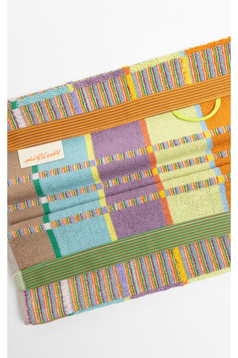 bath mat 69 criss cross van foekje fleur | Kids Conceptstore Le Fanfare