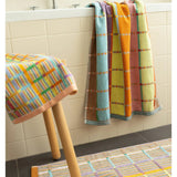 bath mat 69 criss cross van foekje fleur | Kids Conceptstore Le Fanfare