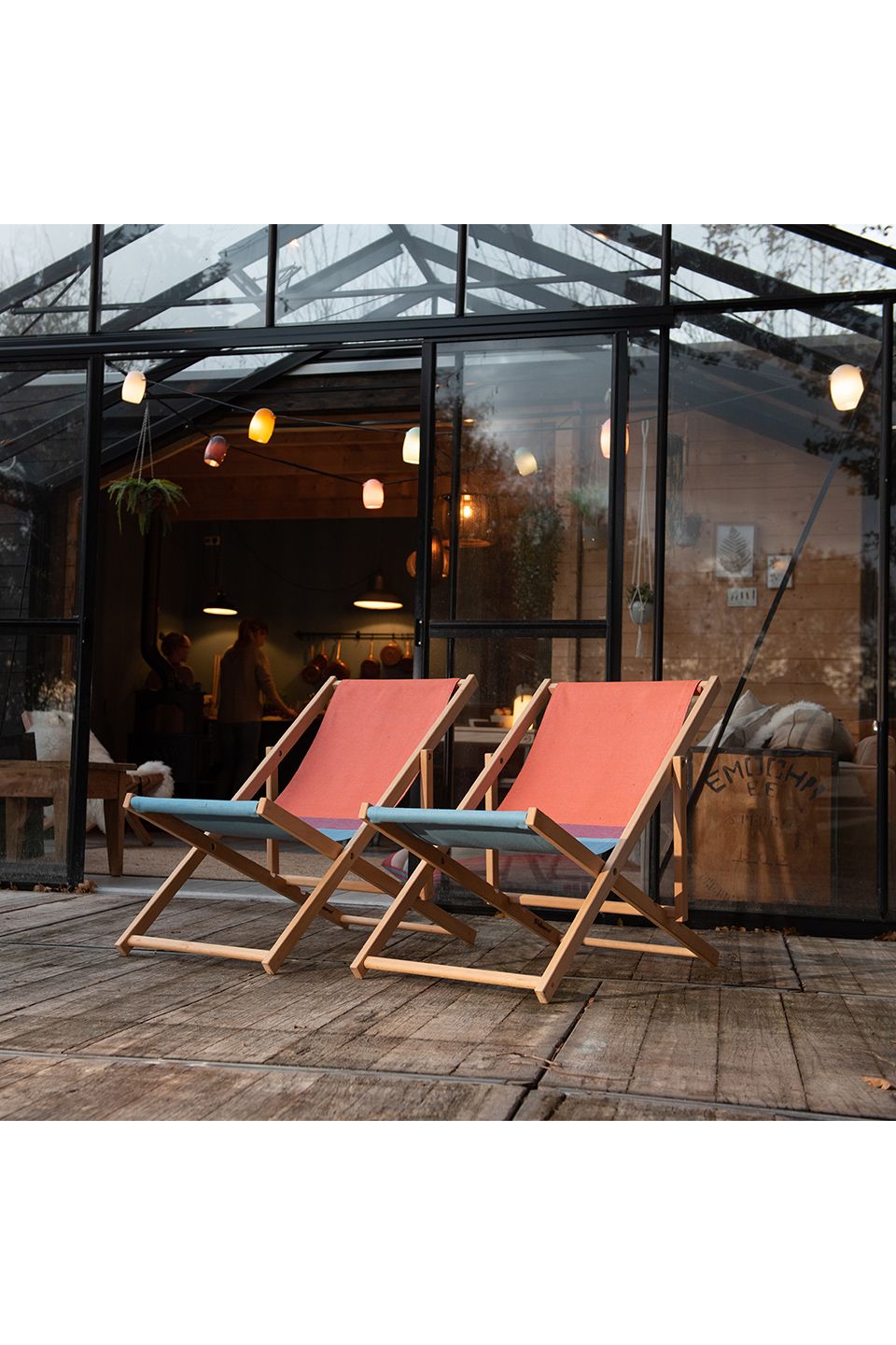 Beach Chair - Red/Blue van Weltevree | Kids Conceptstore Le Fanfare