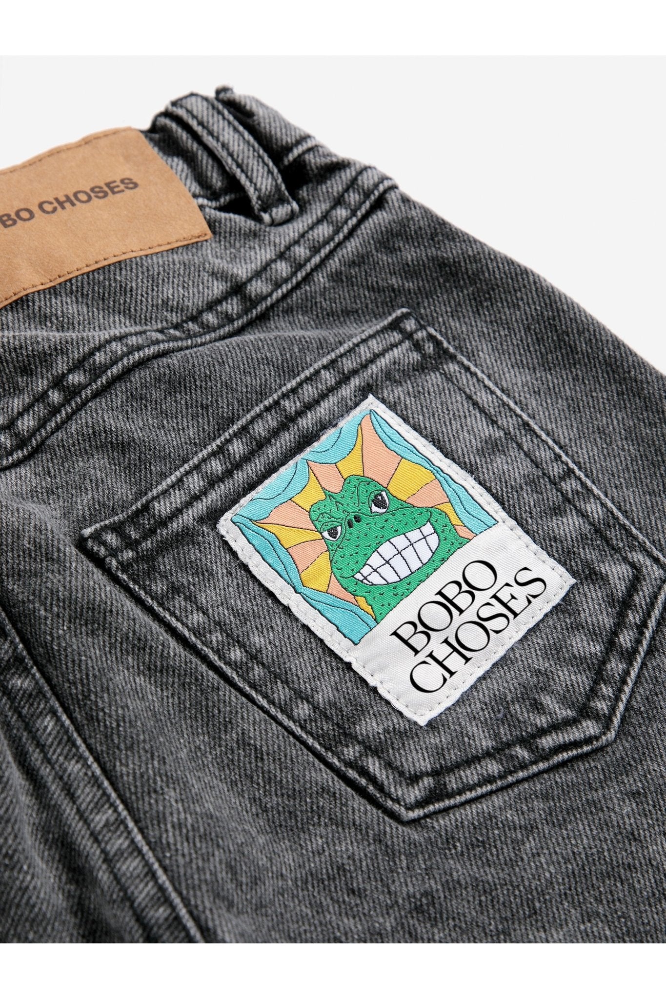 Beast Tag denim pants - Black van Bobo Choses | Kids Conceptstore Le Fanfare