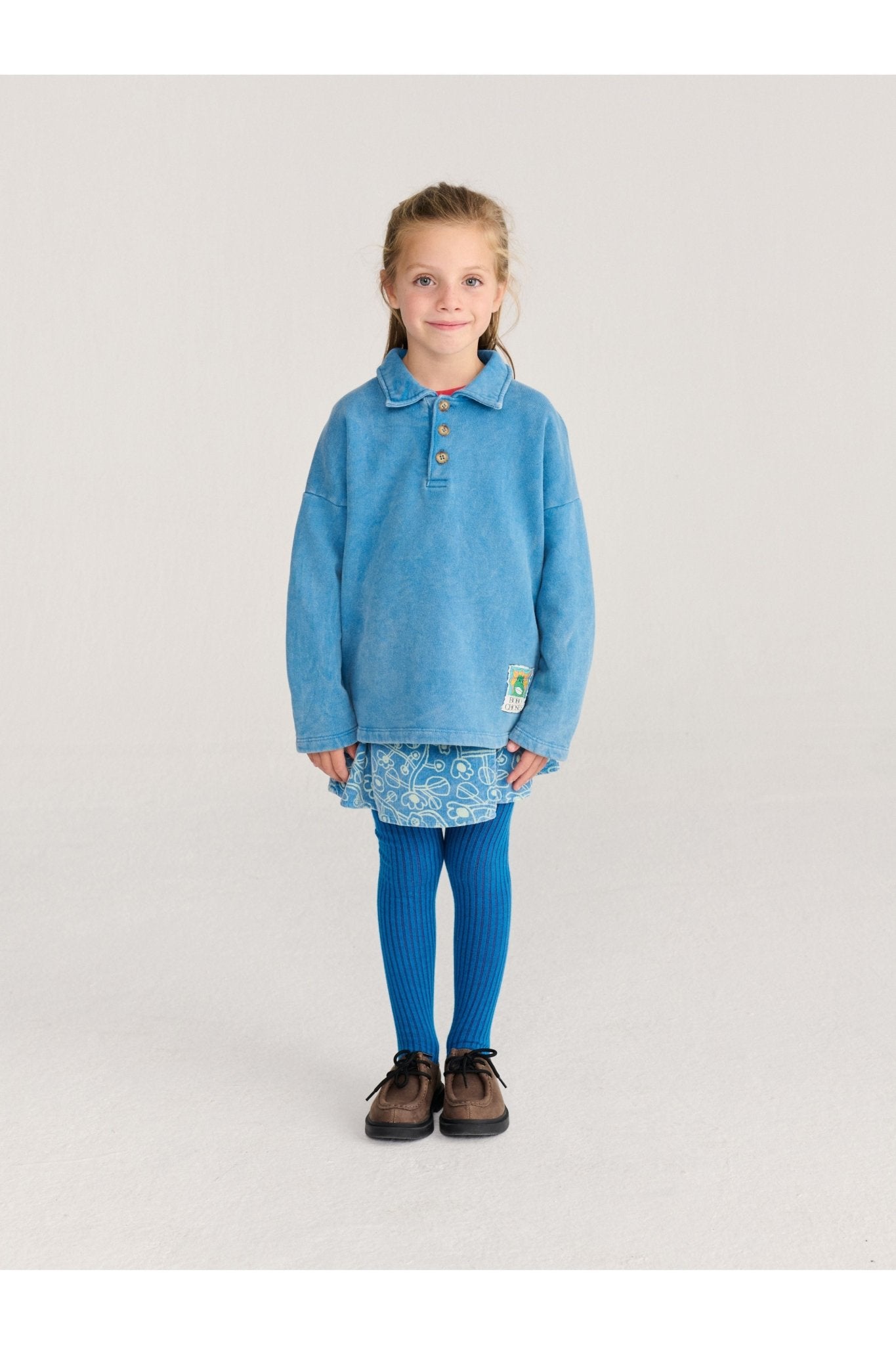 Beast Tag polo sweatshirt - Light Blue van Bobo Choses | Kids Conceptstore Le Fanfare