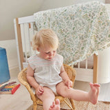 Bee Baby Bedding - Summer Flowers van Dear April | Kids Conceptstore Le Fanfare