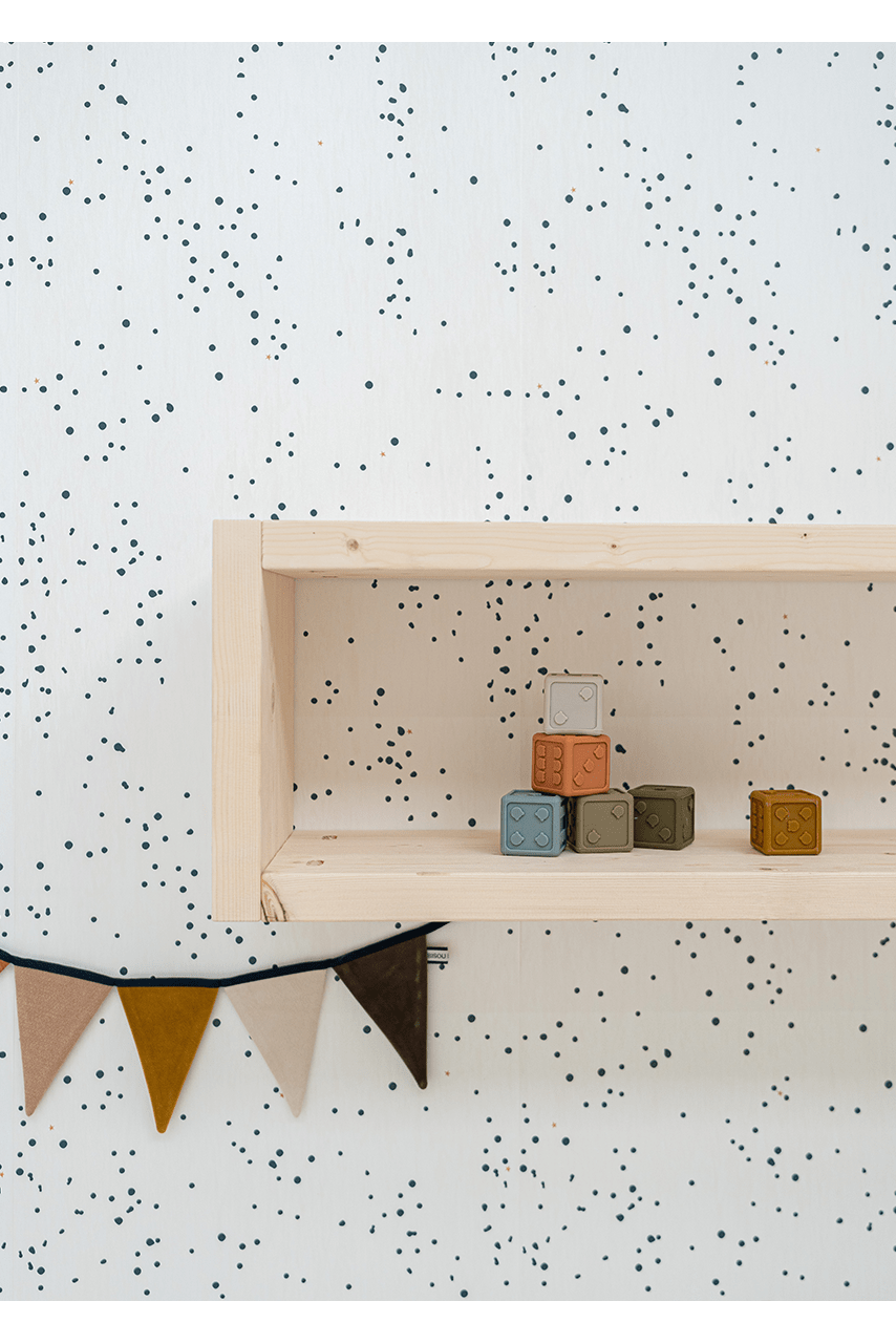 Behang Dottig - Donkerblauw van Bibelotte | Kids Conceptstore Le Fanfare