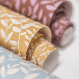 Behang Flora - IJsblauw van Bibelotte | Kids Conceptstore Le Fanfare
