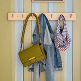 Behang Nola - Pistache van Bibelotte | Kids Conceptstore Le Fanfare
