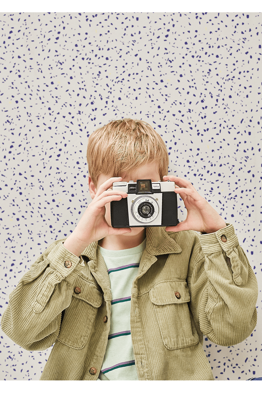 Behang Terrazzo - Kobalt van Bibelotte | Kids Conceptstore Le Fanfare