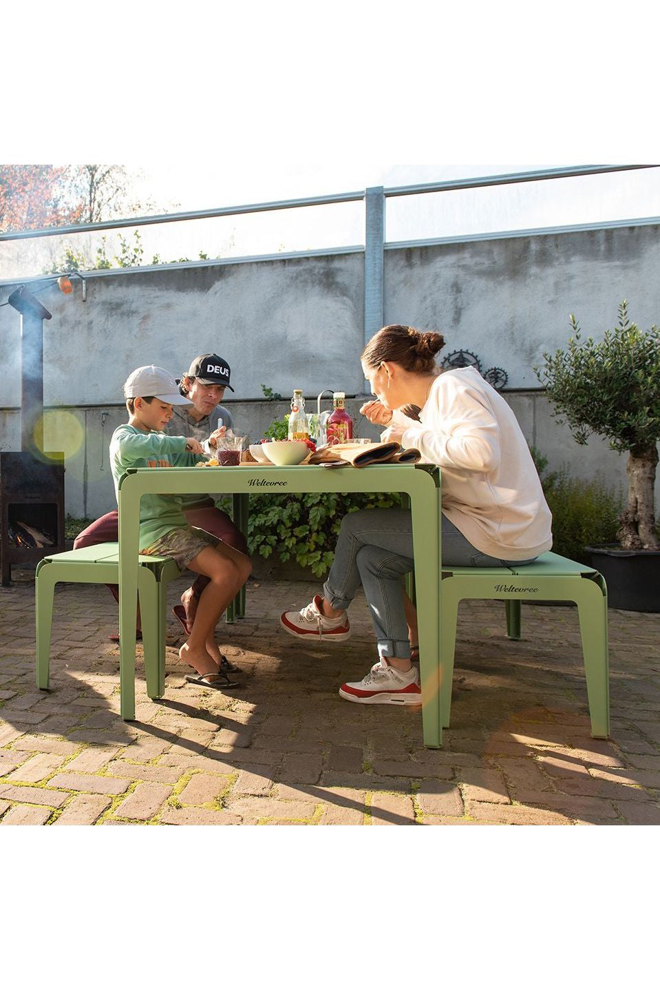 Bended Table - Pale Green (180cm) van Weltevree | Kids Conceptstore Le Fanfare