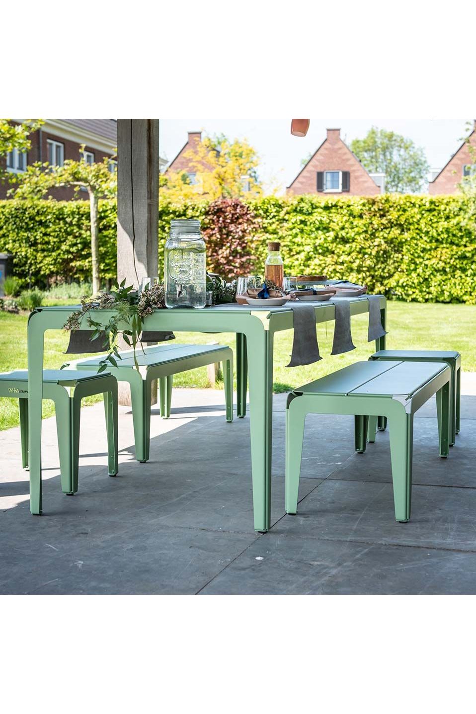 Bended Table - Pale Green (270cm) van Weltevree | Kids Conceptstore Le Fanfare