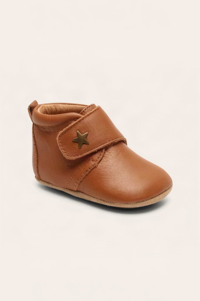 Bisgaard baby star home shoe - cognac van Bisgaard | Kids Conceptstore Le Fanfare