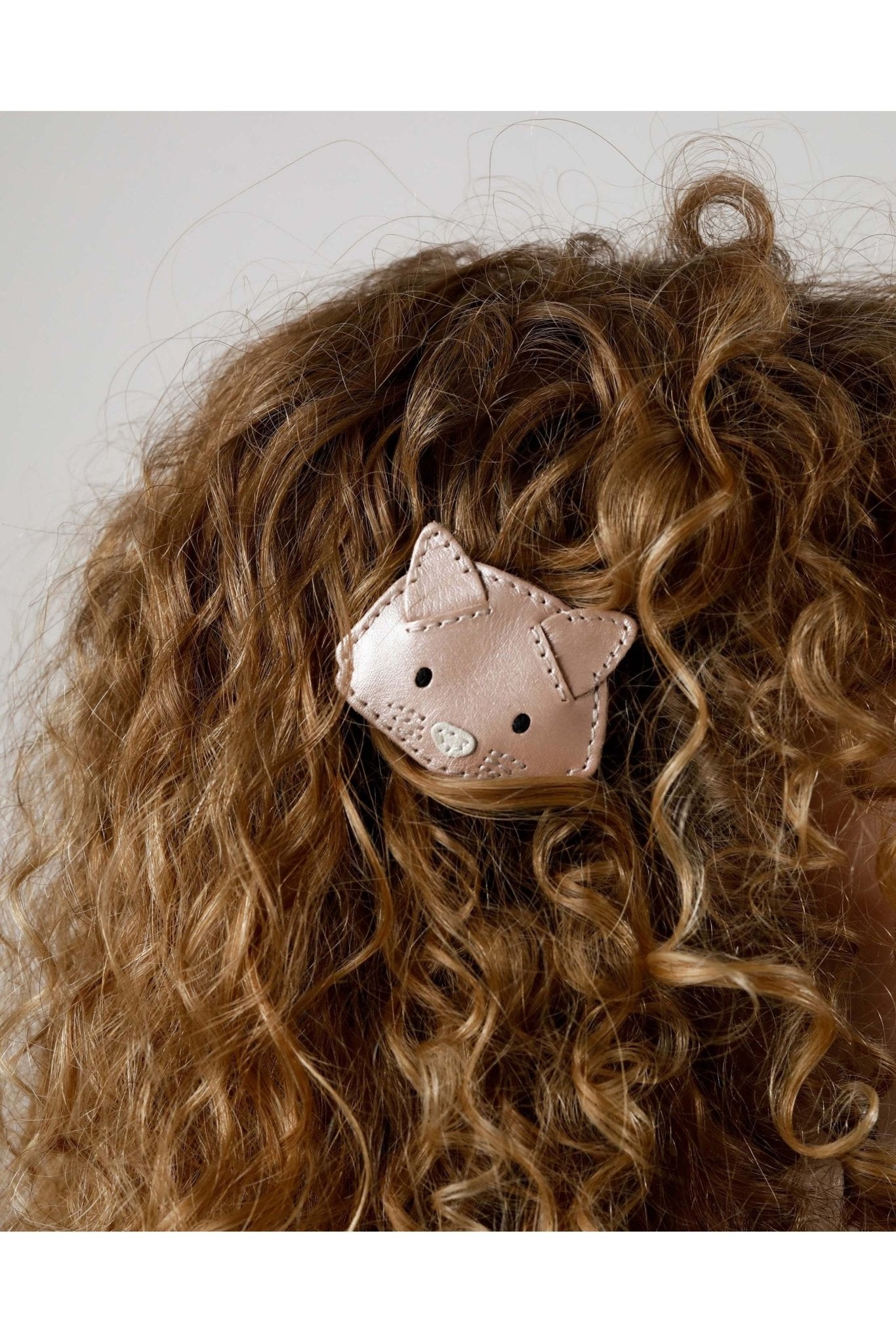 Blinc Clip - Cat - Rose Metallic Leather van Donsje Amsterdam | Kids Conceptstore Le Fanfare
