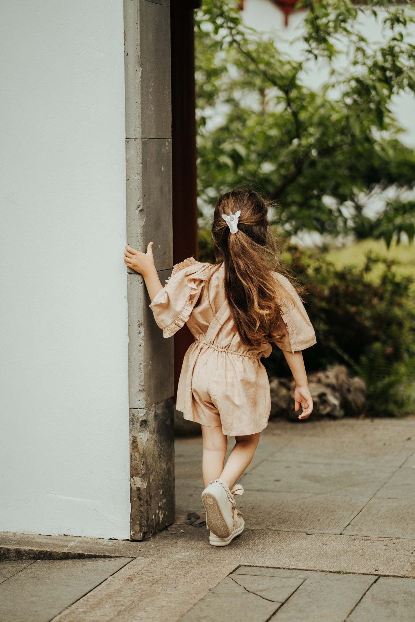 Blinc Clip - Unicorn - Off White Metallic Leather van Donsje Amsterdam | Kids Conceptstore Le Fanfare