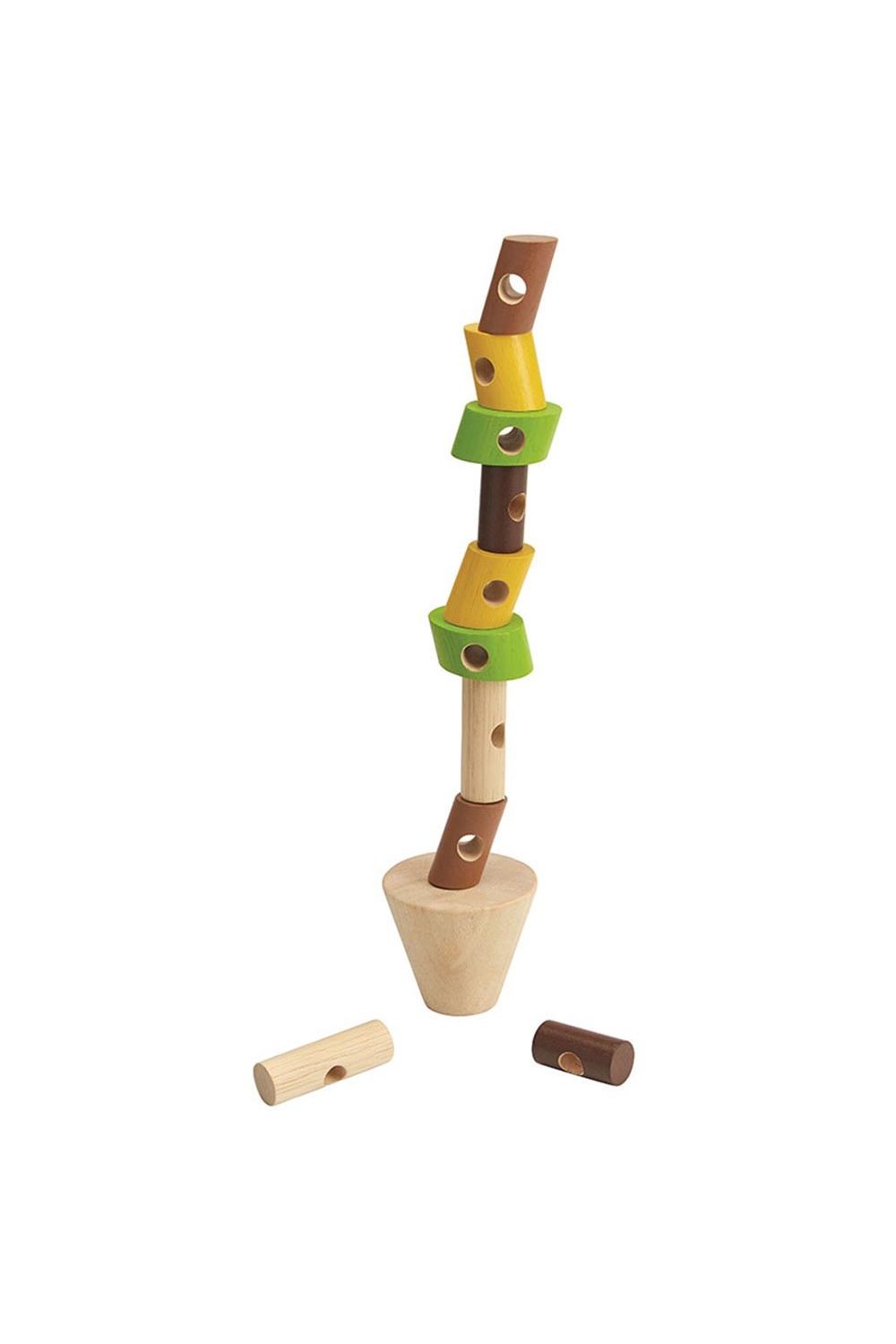 Blokken aan houten pen rijgen van Plan Toys | Kids Conceptstore Le Fanfare