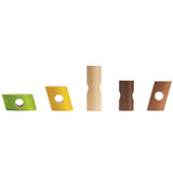 Blokken aan houten pen rijgen van Plan Toys | Kids Conceptstore Le Fanfare