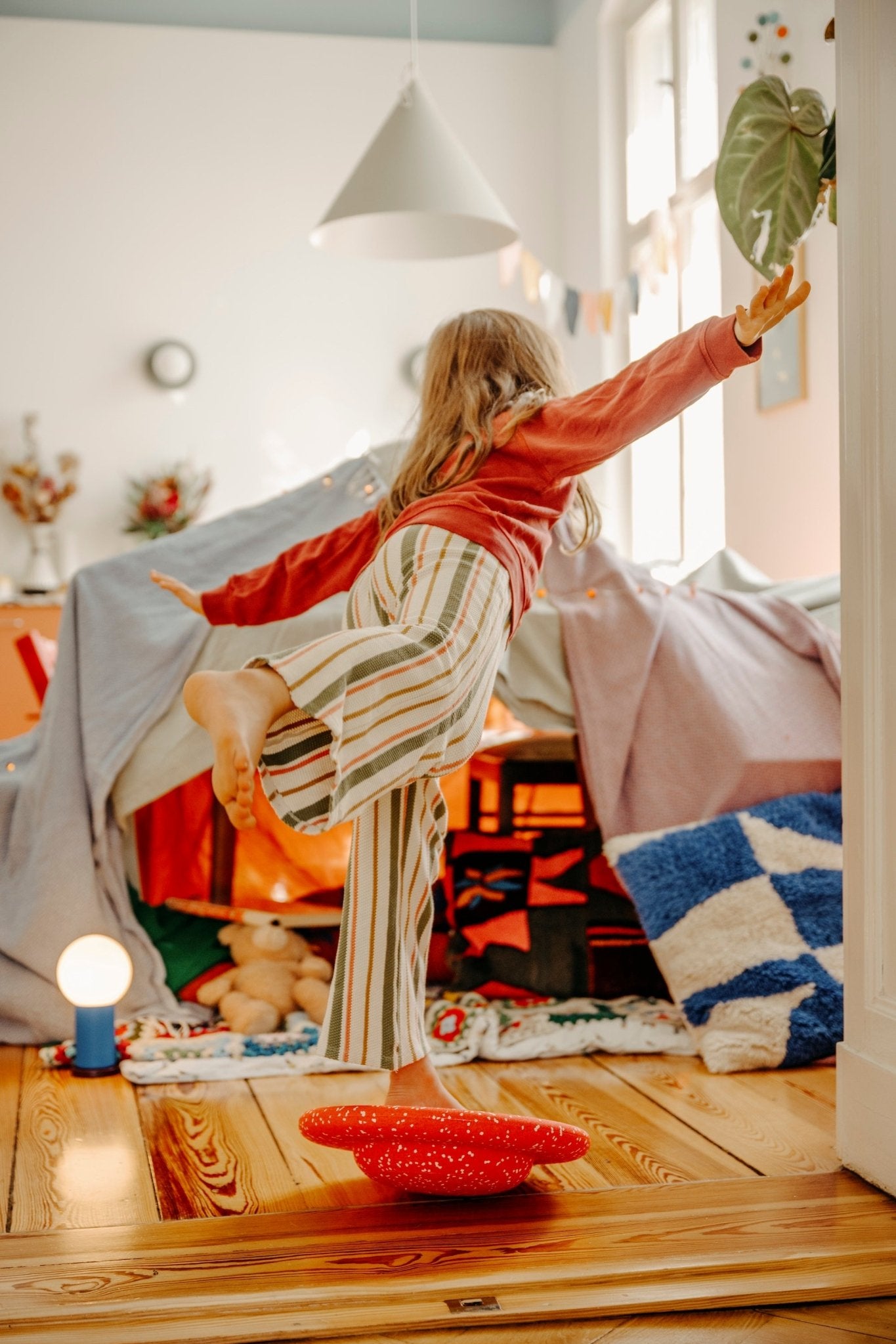 Board - Red / Rose | Winter 2026 Special van Stapelstein | Kids Conceptstore Le Fanfare