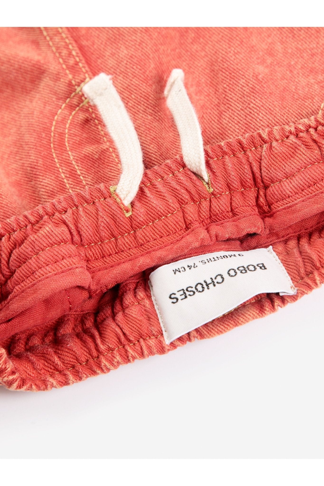 Booo Bo Choses Tag denim pants - Red van Bobo Choses | Kids Conceptstore Le Fanfare