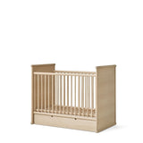 Camp novel cot bed/bed, 60x120/120x200 cm, oak van Oliver Furniture | Kids Conceptstore Le Fanfare