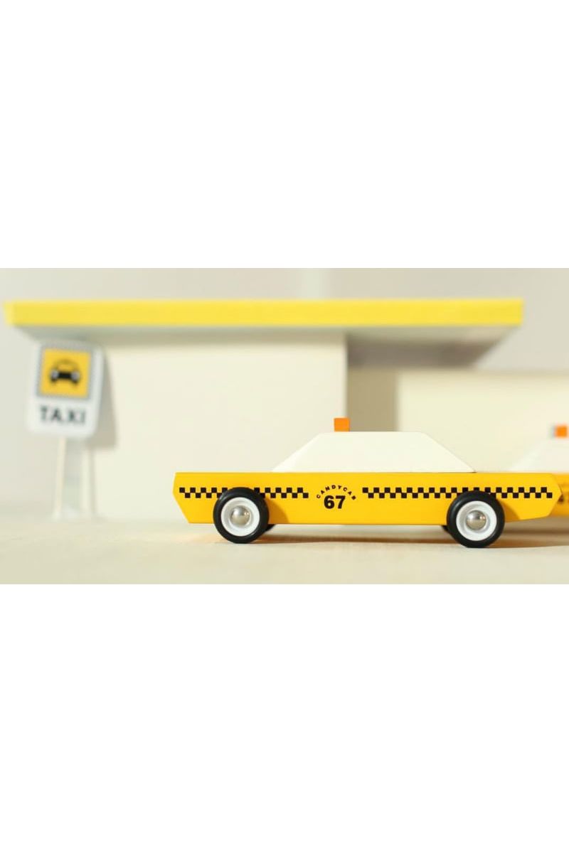 Candycab van Candylab Toys | Kids Conceptstore Le Fanfare