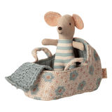 Carry cot, Baby mouse - Blue van Maileg | Kids Conceptstore Le Fanfare