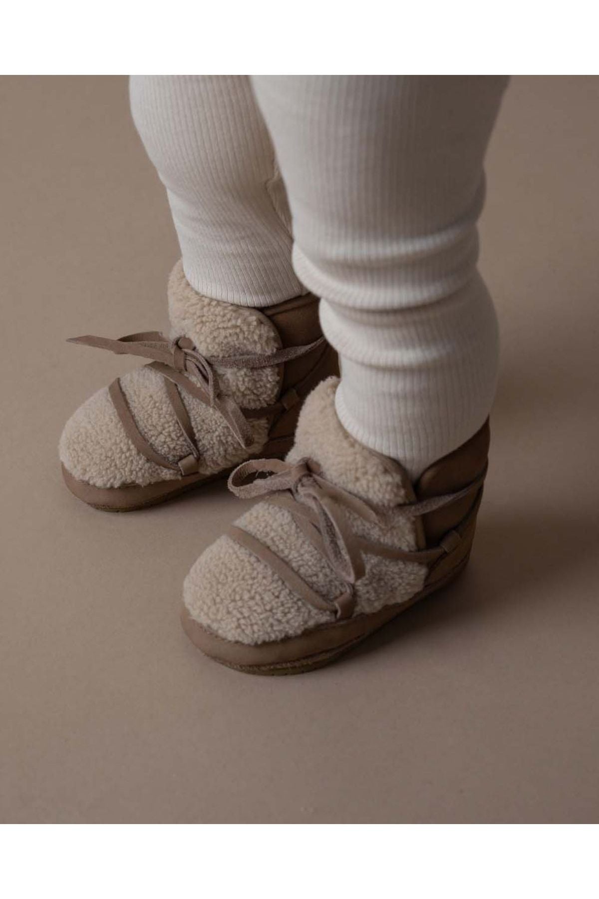 Cassi Booties - Truffle Nubuck van Donsje Amsterdam | Kids Conceptstore Le Fanfare