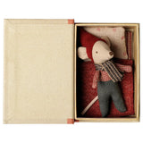 Christmas mouse, Baby in book van Maileg | Kids Conceptstore Le Fanfare