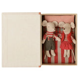 Christmas twin mice, Little sister and brother in book van Maileg | Kids Conceptstore Le Fanfare