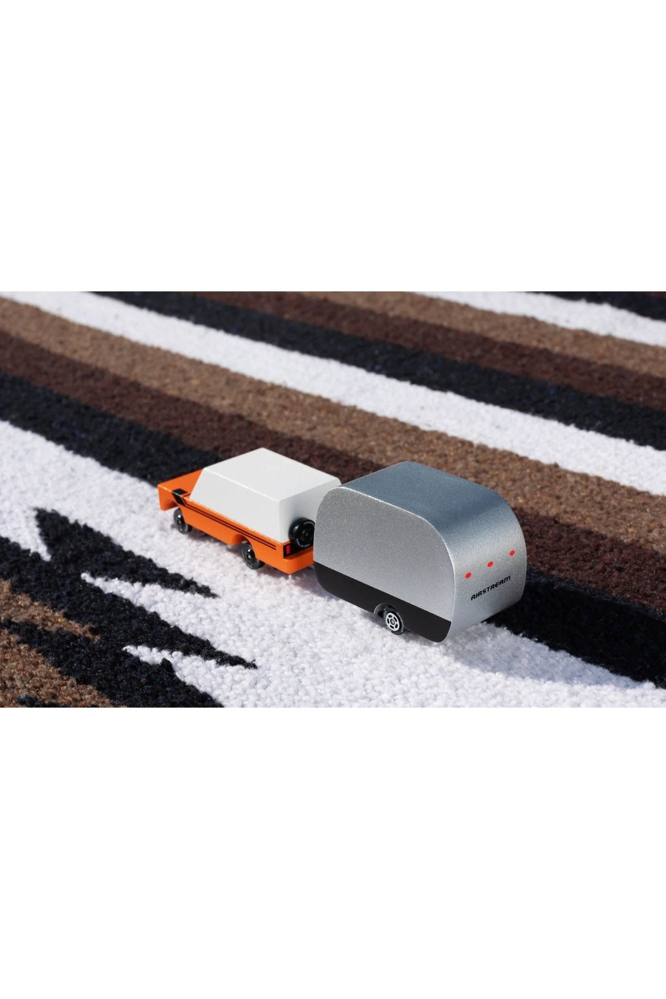CLT Airstream Trailer van Candylab Toys | Kids Conceptstore Le Fanfare