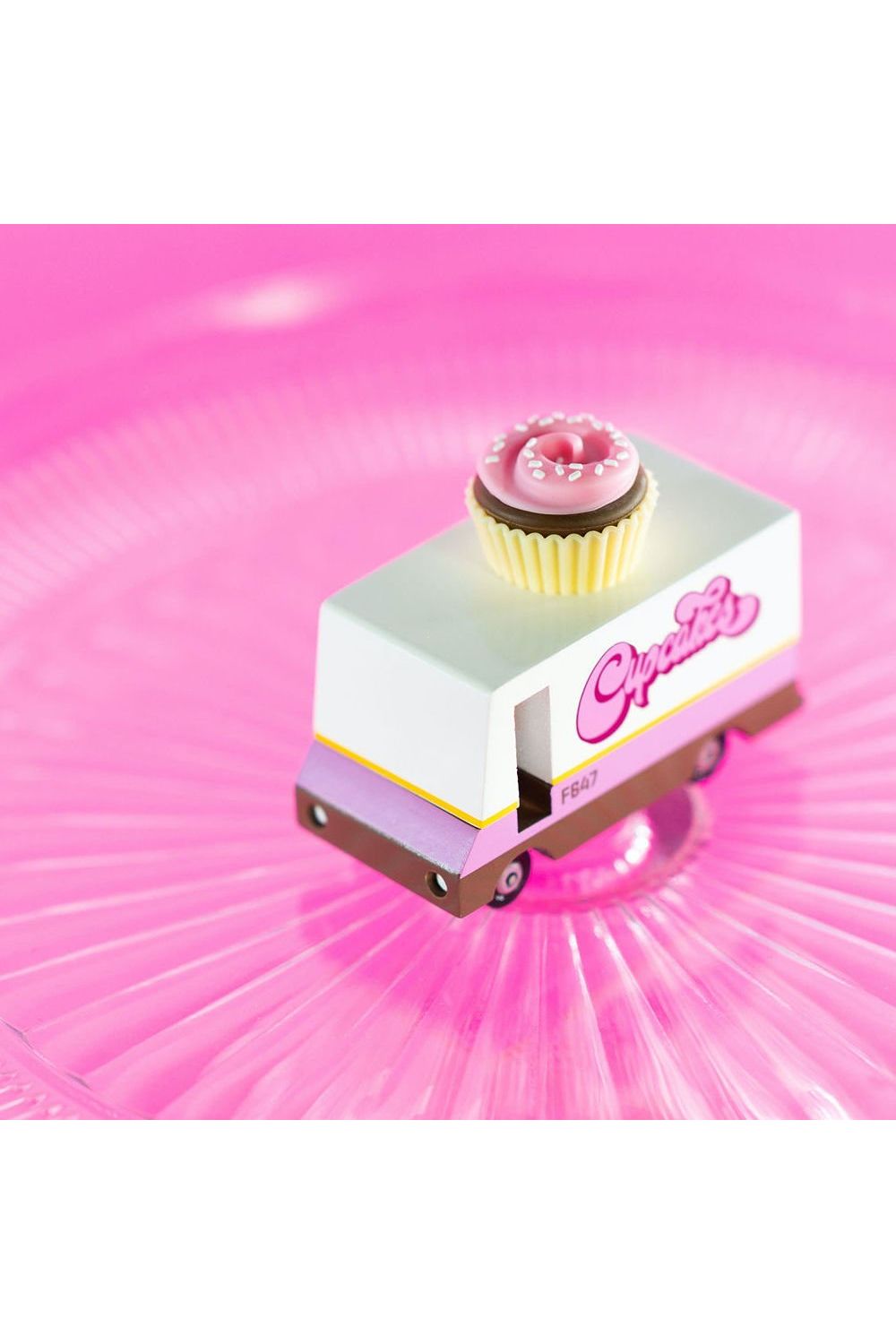 CLT Candycar - Cupcake Van van Candylab Toys | Kids Conceptstore Le Fanfare